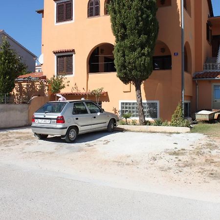 Apartments With A Parking Space Medulin - 7208 Exterior foto